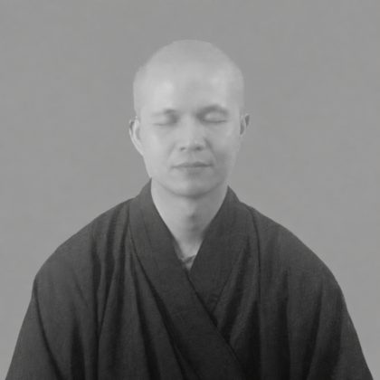 安源医生头像